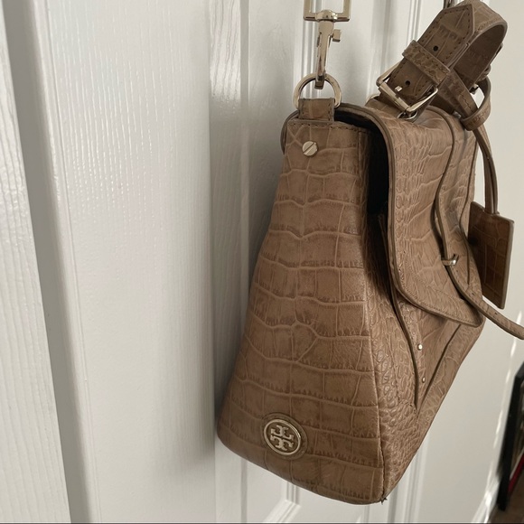 Tory Burch 797 Medium Crocodile-Embossed Satchel - Picture 7 of 14